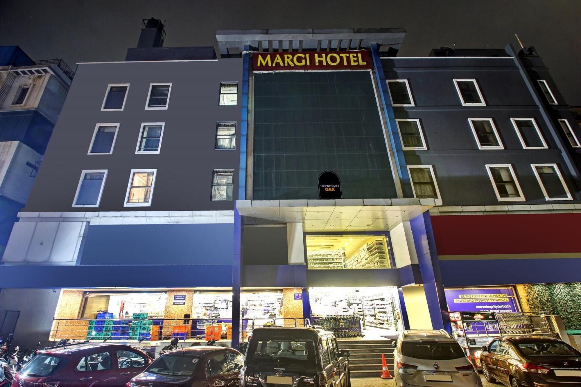 Townhouse Oak The Margi Hotel Near Yosufguda Metro Station Хайдарабад Экстерьер фото